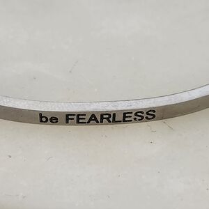 Silver Tone 'Be Fearless' Bangle Bracelet Pink Box